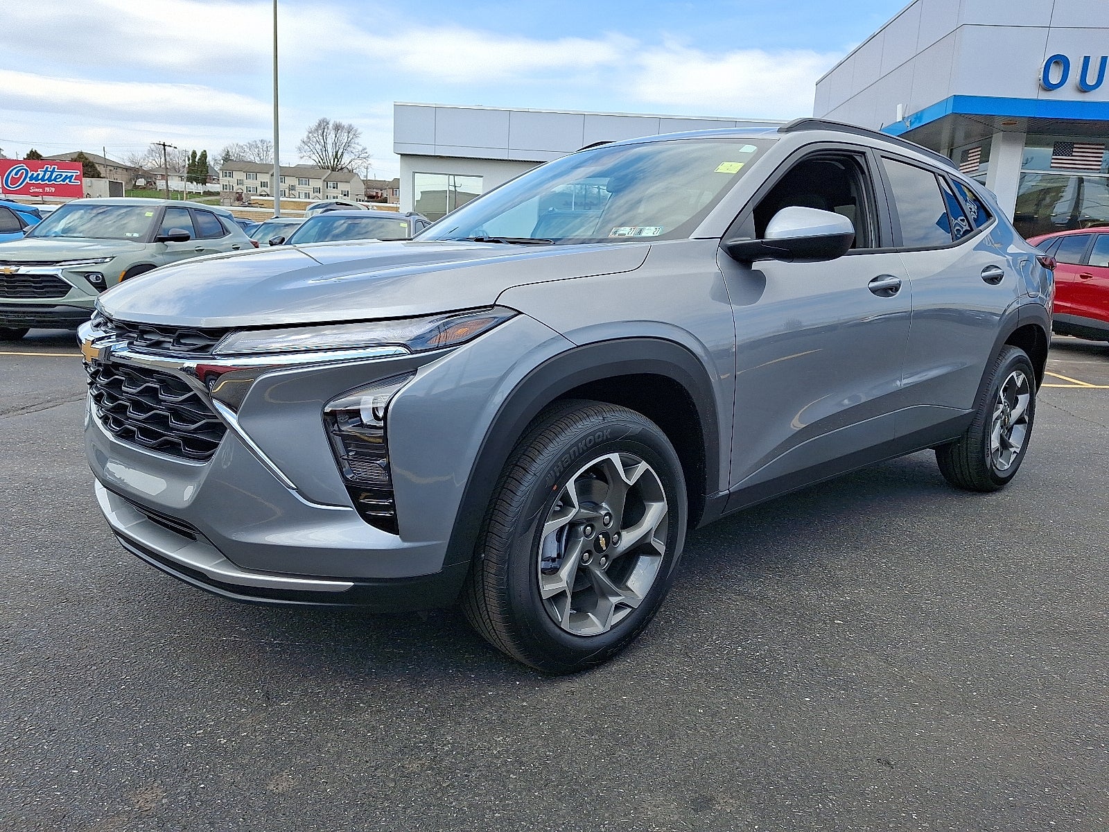 2026 Chevrolet Trax LT FWD in Sterling Gray Metallic — front three-quarter view