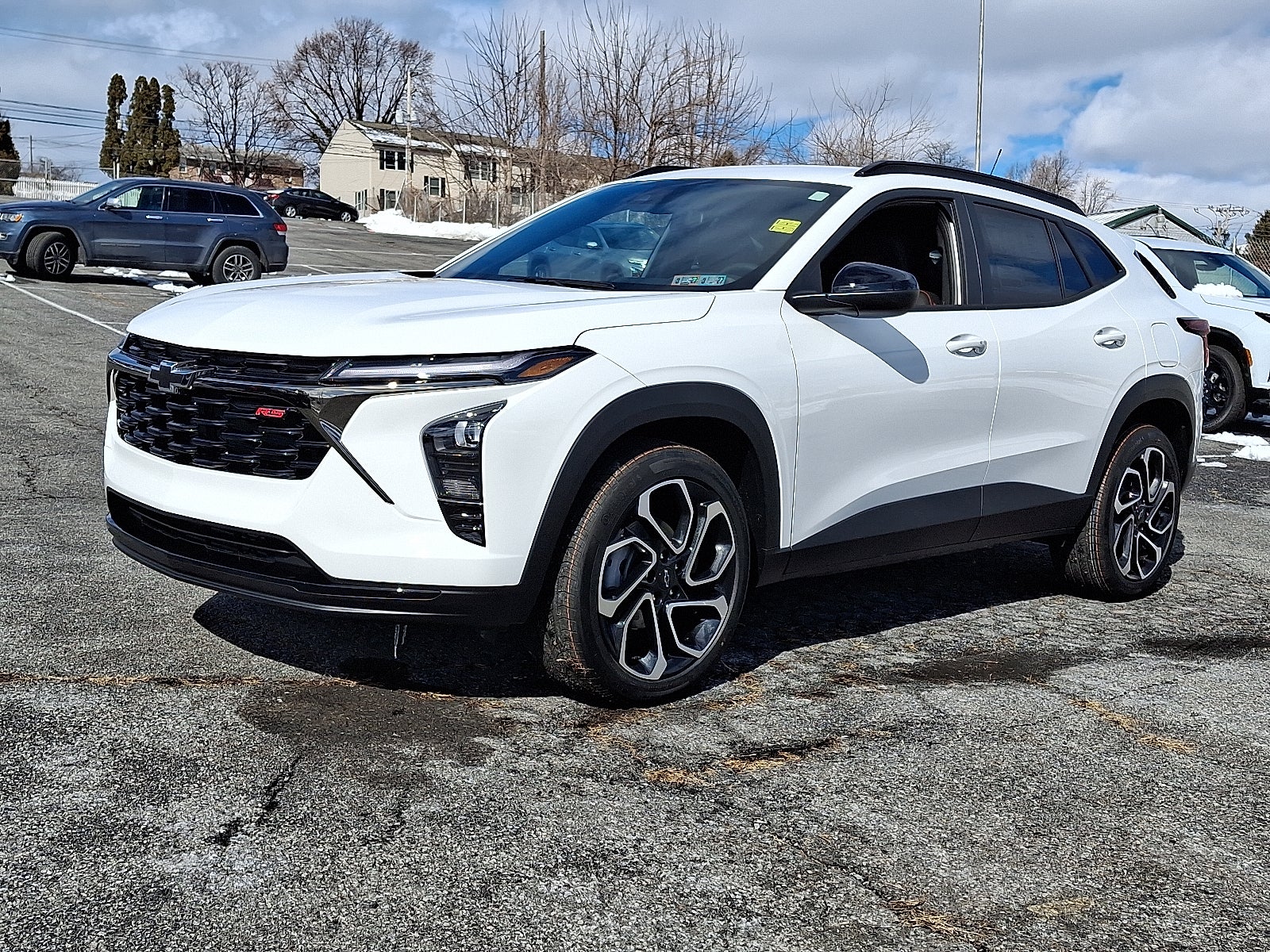 2026 Chevrolet Trax 2RS FWD in Summit White — front three-quarter view