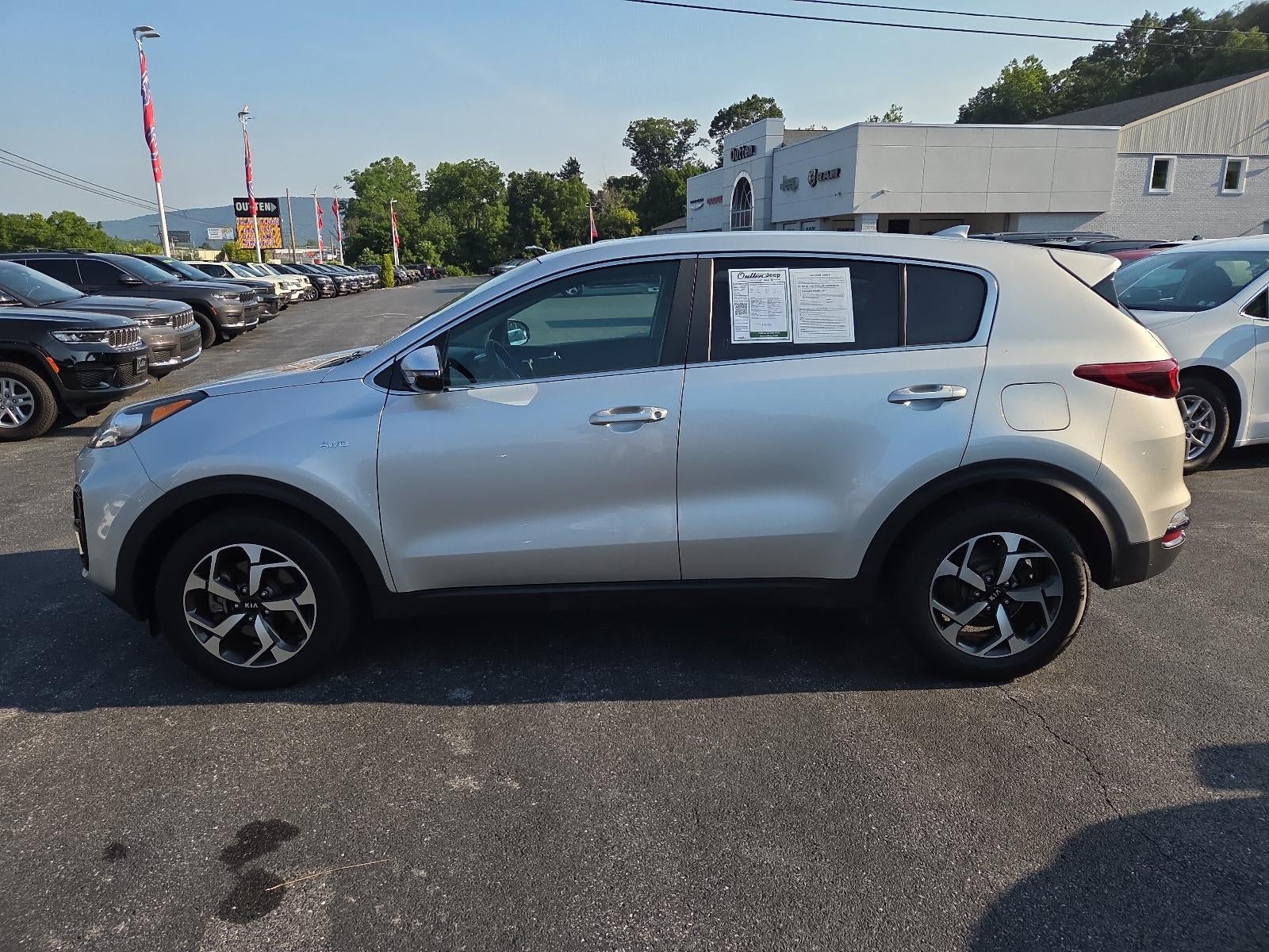 2020 Kia Sportage — detail view