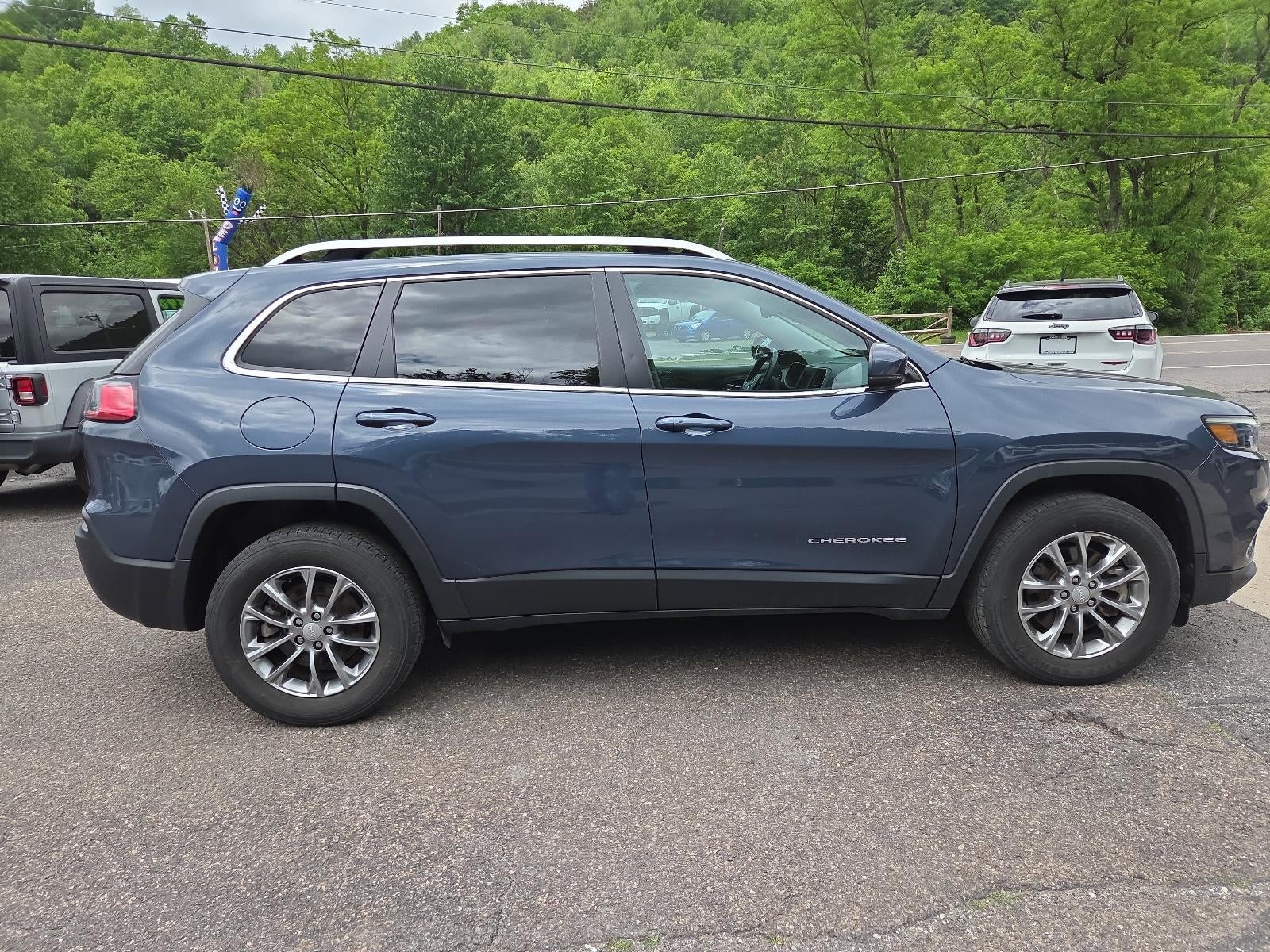 2021 Jeep Cherokee — side profile view