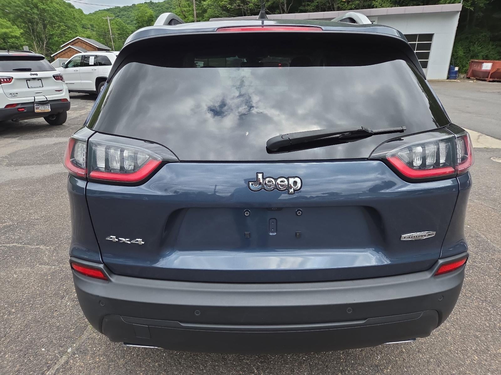 2021 Jeep Cherokee — interior view