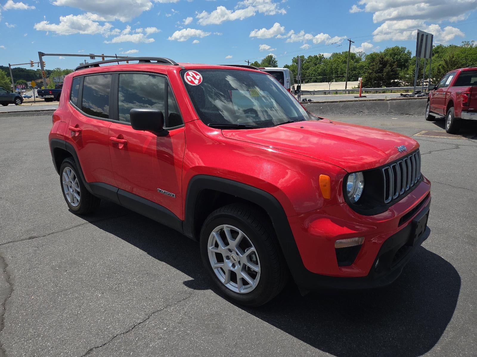 2022 Jeep Renegade Latitude 4x4 in Colorado Red Clearcoat — front three-quarter view